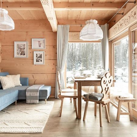 Sniezna Dolina - Sobiczkowa Bor Luxury Chalets コシチェリスコ エクステリア 写真