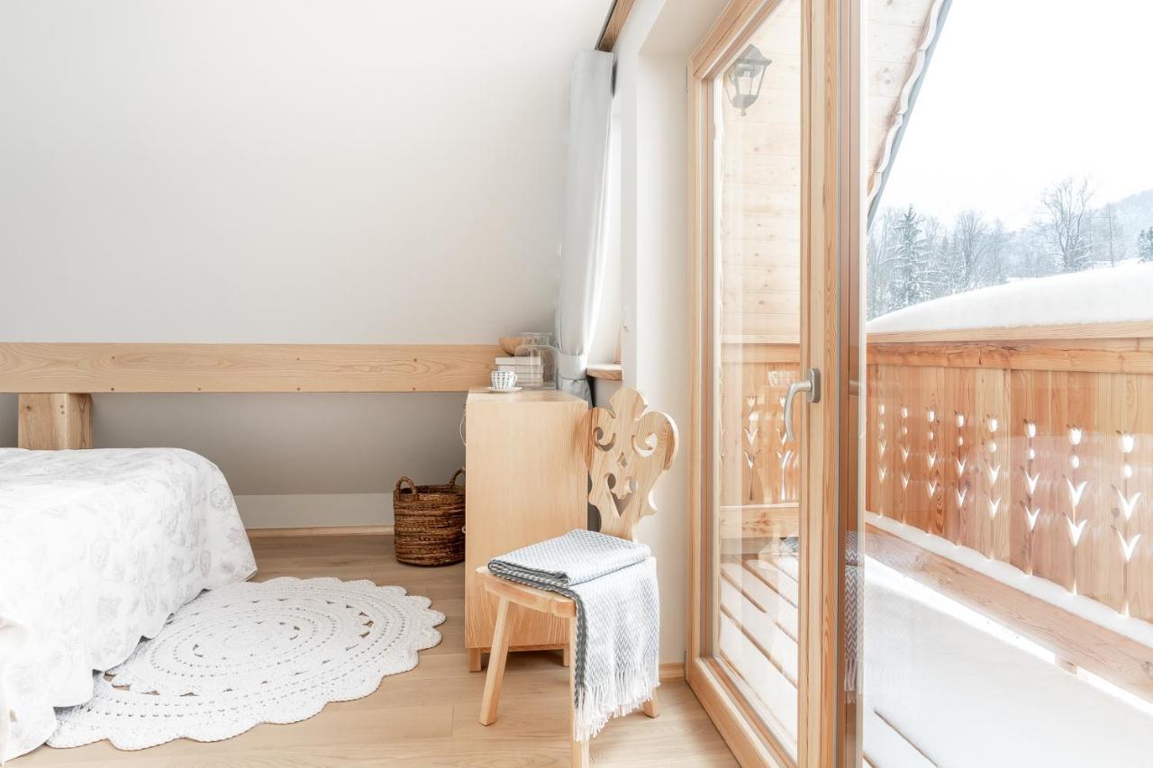 Sniezna Dolina - Sobiczkowa Bor Luxury Chalets コシチェリスコ エクステリア 写真